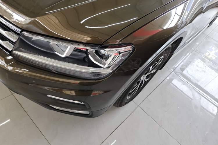 Used Volkswagen Tiguan L 2018 330TSI Automatic Two-Wheel Drive Luxury Edition
