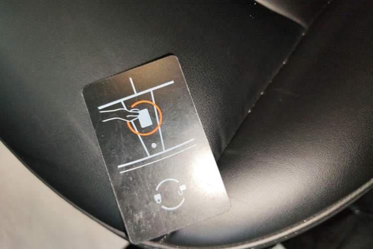 Used Tesla Model Y 2023 Rear-Wheel-Drive Version
