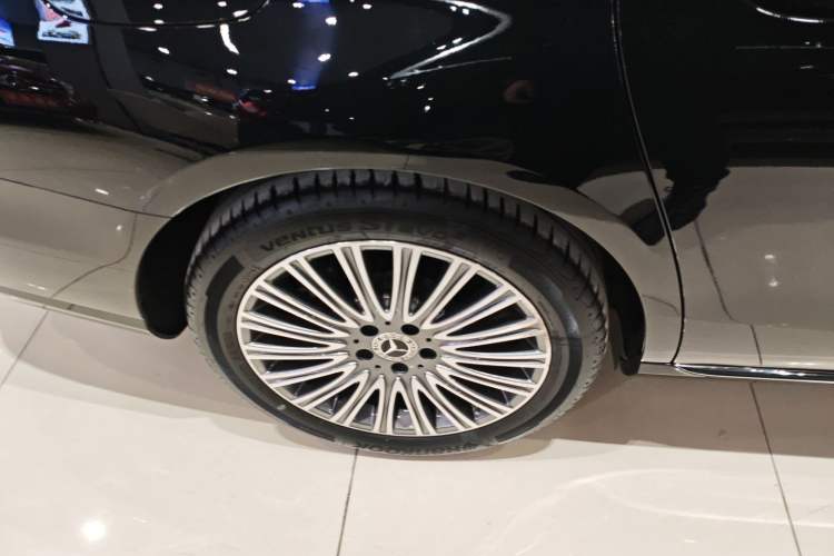 Used Mercedes-Benz E-Class 2022 Updated E 300 L Luxury Edition