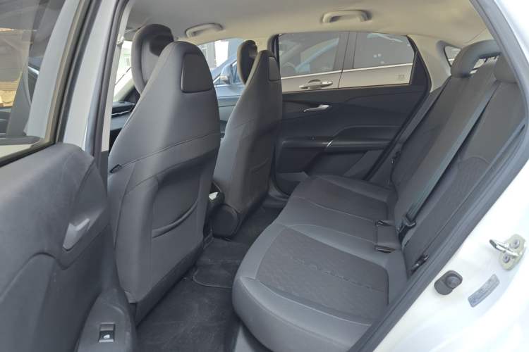 Used  A05 2024 70 Air
