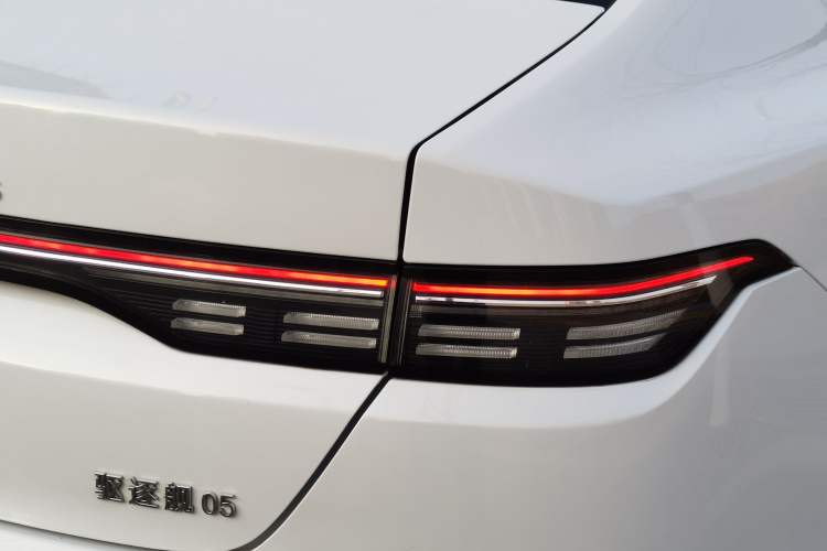 Used BYD Destroyer 05 2022 DM-i 120KM Prestige Model
