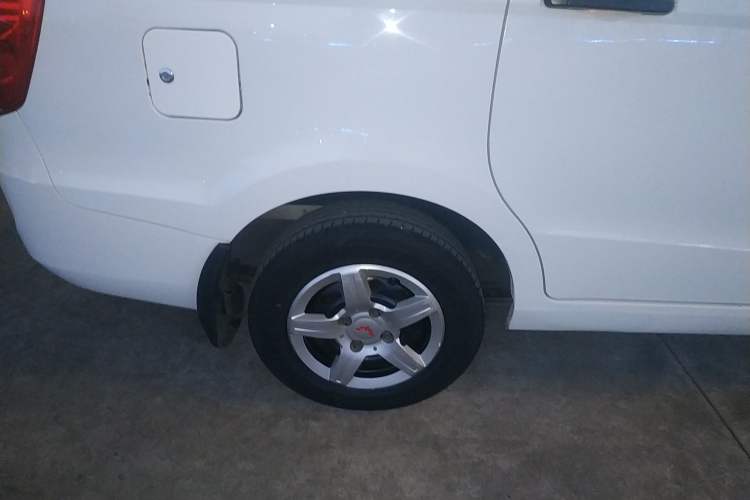 Used Wuling Hongguang 2015 1.5L S Basic Version China V Standard
