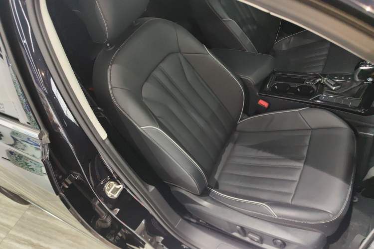 Used Volkswagen Passat 2022 330TSI Elite Edition
