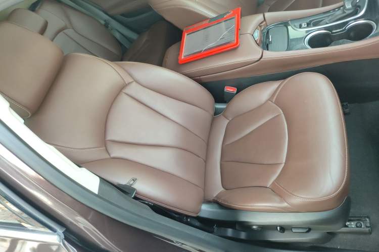 Used Buick Envision 2019 20T Two-Wheel Drive Luxury Version China V Standard