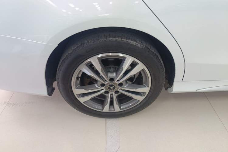 Used Mercedes-Benz C-Class 2017 Facelift C 200 L Sport Edition
