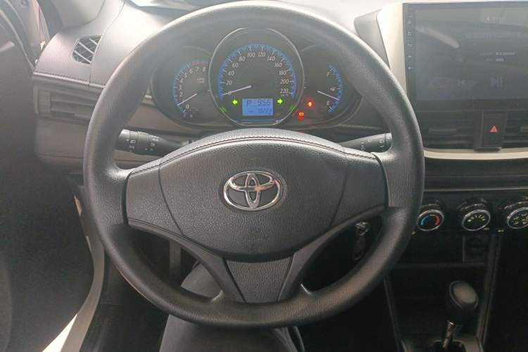 Used Toyota YARiS L 2019 1.5E CVT Dynamic Edition China VI compliant