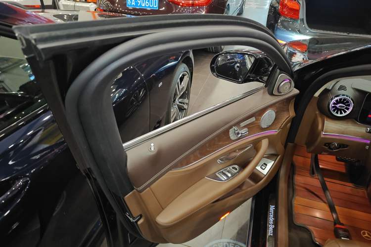 Used Mercedes-Benz E-Class 2017 E 300 L Luxury Model
