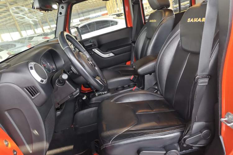 Used  Wrangler 2015 3.0L Sahara Four-Door Edition