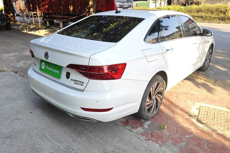 Used Volkswagen Sagitar 2021 280TSI DSG Luxury Smart Connectivity Edition