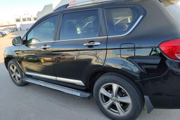 Used Haval H6 2015 Upgraded Model 1.5T Manual Two-Wheel Drive Elite Version