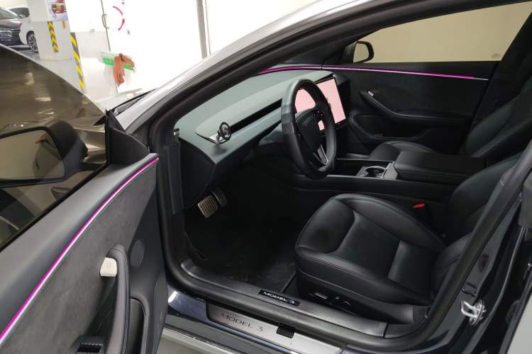 Used Tesla Model 3 2023 Long-Range All-Wheel-Drive Version
