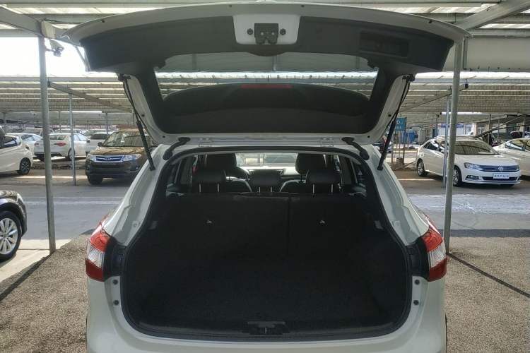 Used Nissan Qashqai 2017 2.0L CVT Smart Enjoyment Version China V Standard
