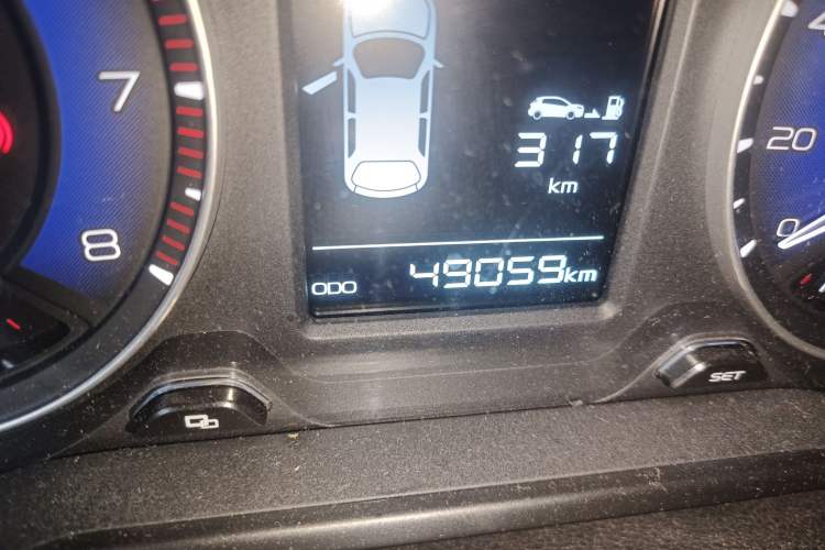 Used Geely Auto Vision X3 2019 Upgraded Model 1.5L Manual Luxury Version
