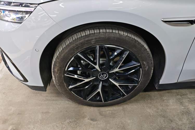 Used BYD Han 2025 EV Intelligent Driving Version 506KM Prestige Model
