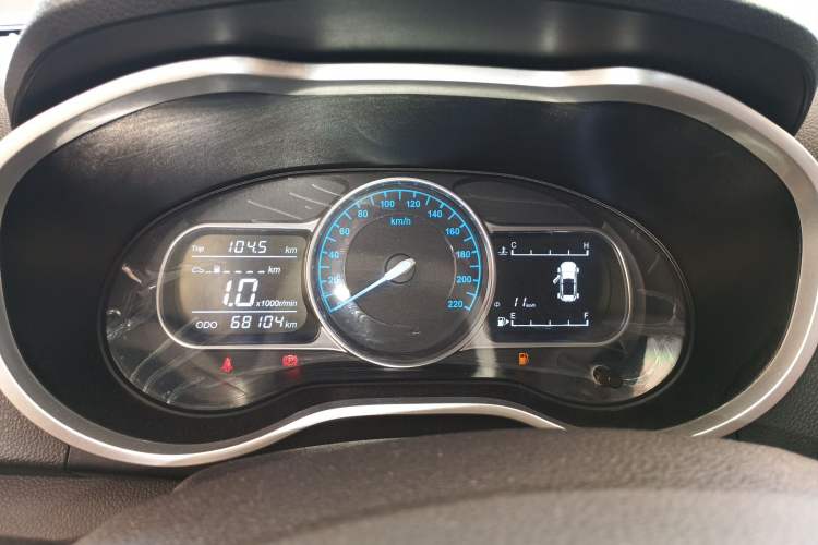 Used SWM X3 2018 1.5L Manual Fashion Model
