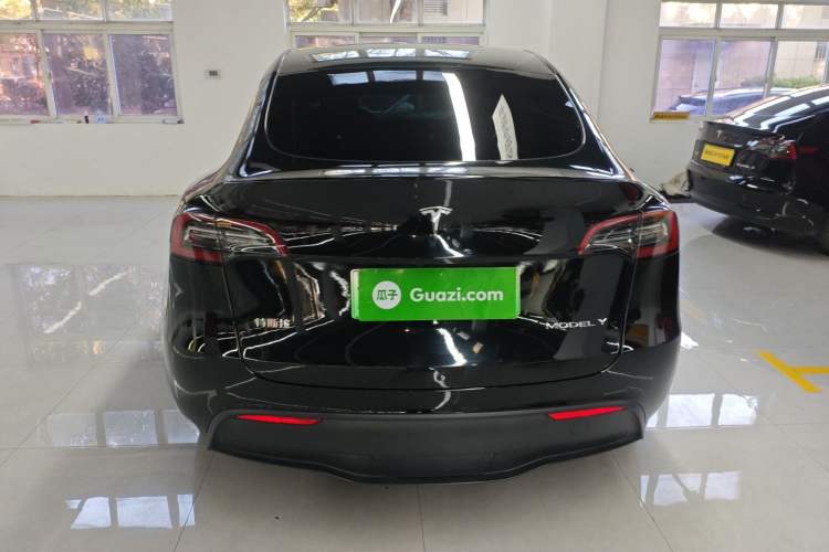 Used Tesla Model Y 2021 Standard Range Rear-Wheel Drive Version
