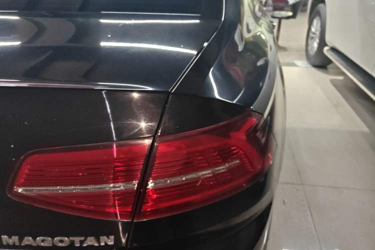 Used Volkswagen Magotan 2018 330TSI DSG Advanced Model
