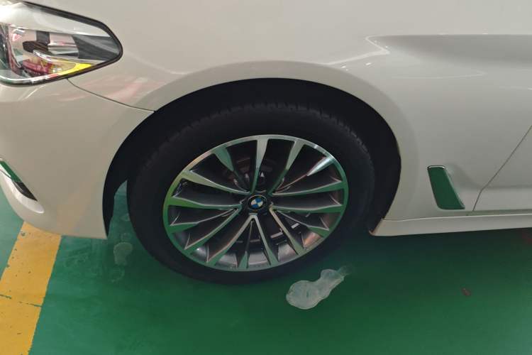 Used BMW 5 Series 2020 525Li Luxury Package