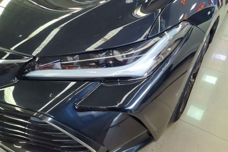 Used Toyota Avalon 2022 Dual-Engine 2.5L Luxury Edition
