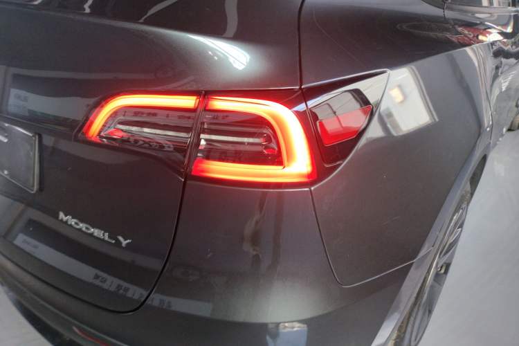 Used Tesla Model Y 2024 Rear-Wheel-Drive Version