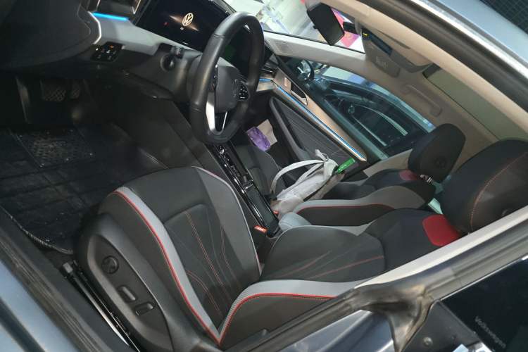 Used Volkswagen Lamando 2023 Lavida L 280TSI DSG Cool & Spicy Edition