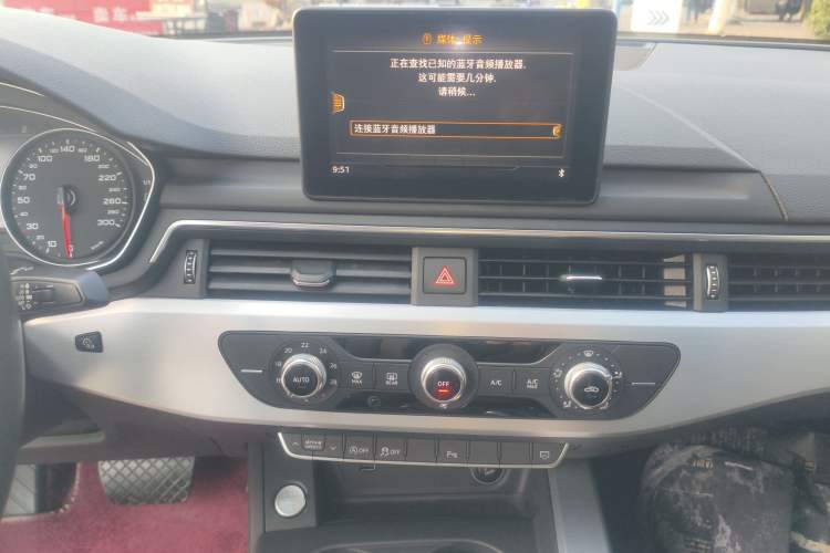 Used Audi A4L 2019 40 TFSI Ambition Version China V