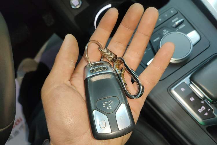 Used Audi A4L 2019 40 TFSI Fashion Edition China VI Emission Standard
