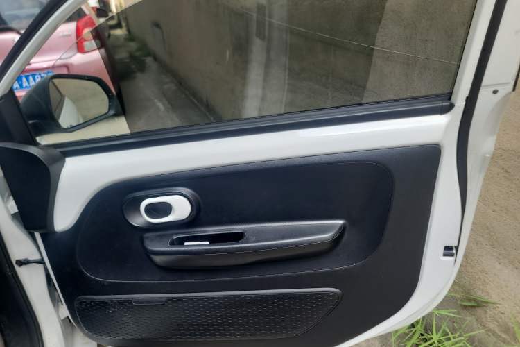 Used Roewe Clever 2021 302km Excellence Edition
