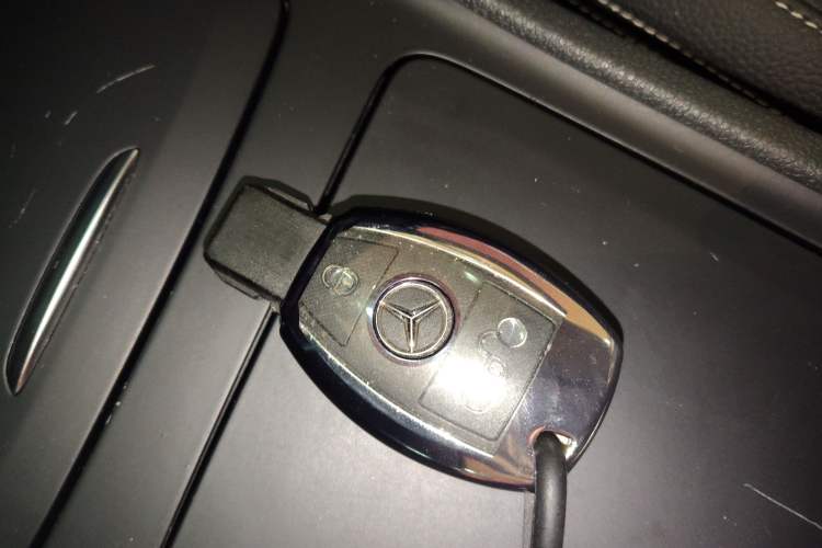 Used Mercedes-Benz GLA 2015 GLA 220 4MATIC Fashion Model
