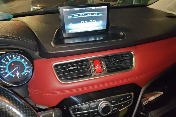 Used Haval H1 2015 1.5L AMT Luxury Model