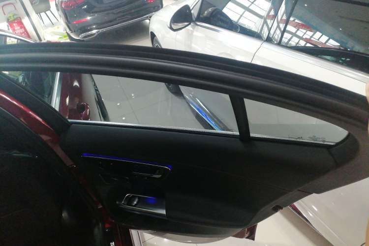 Used Mercedes-Benz C-Class 2023 C 260 L Sport Edition
