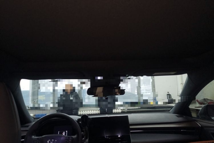 Used Toyota Avalon 2024 Dual-Motor 2.0L Premium Edition
