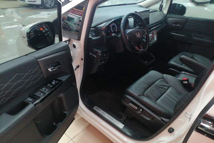 Used Honda Elysion 2022 2.0L eHEV Luxury Edition