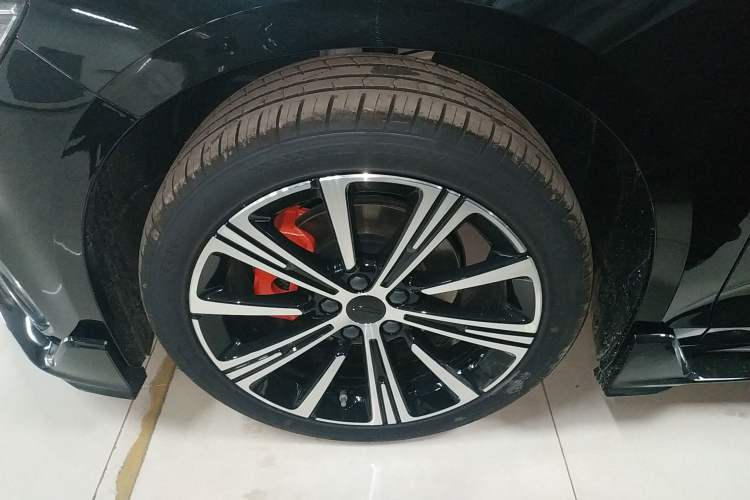 Used Geely Auto Preface 2025 Dongfang Yao 1.5TD Kunlun Edition
