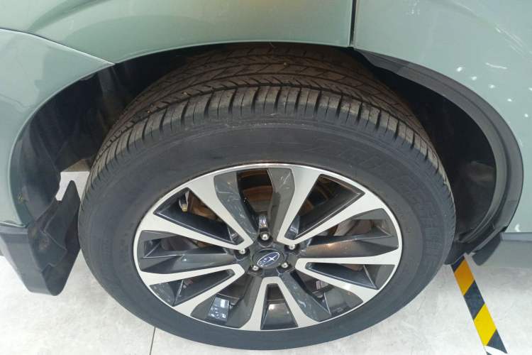 Used Subaru Forester 2018 2.5i Luxury Navigation Edition
