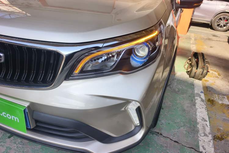 Used Geely Auto Vision X3 2021 PRO 1.5L CVT Deluxe Model
