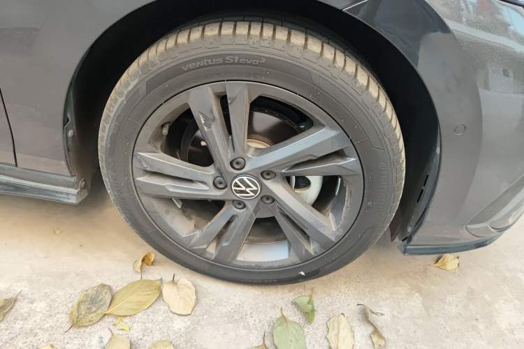 Used Volkswagen Golf 2023 280TSI DSG R-Line Lite
