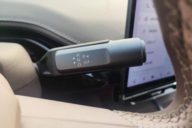 Used  GT 2024 Global Model 710 Ultra-High-Voltage LiDAR Edition
