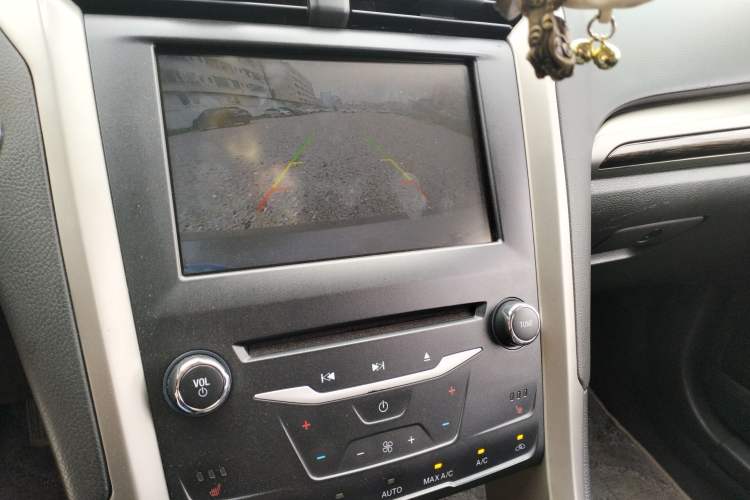 Used Ford Mondeo 2013 2.0L GTDi 200 Luxury Model
