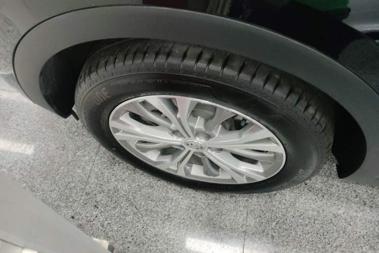 Used Buick Envision 2022 Encore Plus 652T Five-Seat Luxury Model