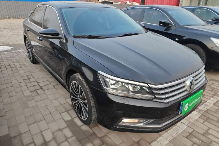Used Volkswagen Passat 2017 330TSI DSG Prestige Edition
