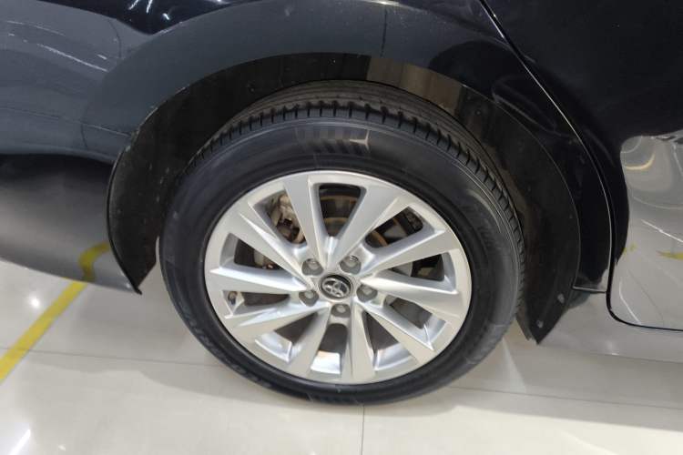 Used Toyota Camry 2021 2.0G Luxury Edition