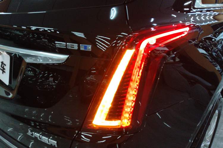 Used Cadillac XT5 2023 2.0T Two-Wheel-Drive Fashion Edition
