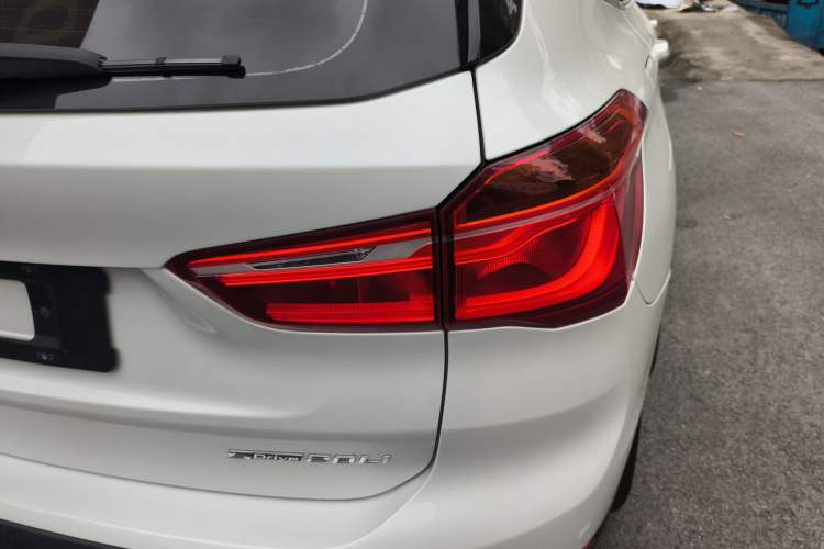 Used BMW X1 2019 sDrive20Li Leading Model