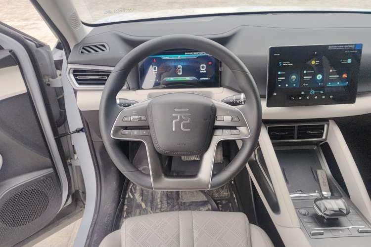 Used BYD Yuan UP 2025 Intelligent Driving Version 401 KM Dynamic Edition