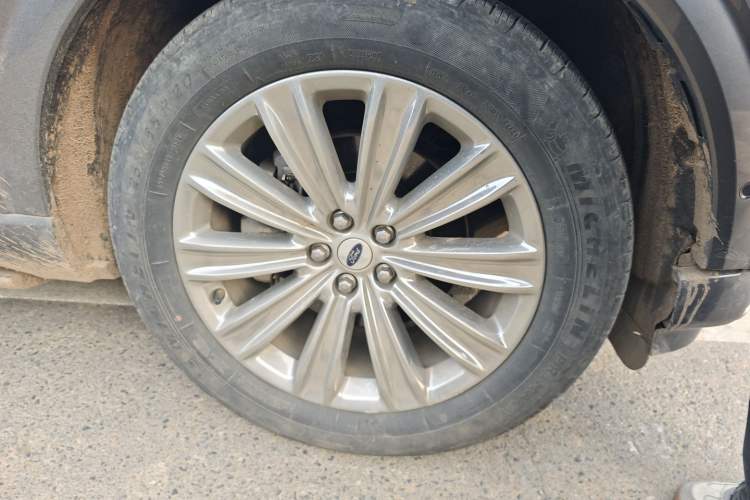 Used Ford Explorer 2020 EcoBoost 285 4x4 Titanium Edition 6 Seats
