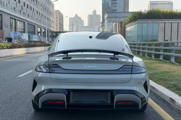 Used  SU7 2024 Rear-Drive Ultra-Long Range Advanced Pro-Level Intelligent Driving Version