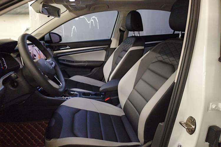 Used Volkswagen Bora 2023 300TSI DSG Prestige Edition