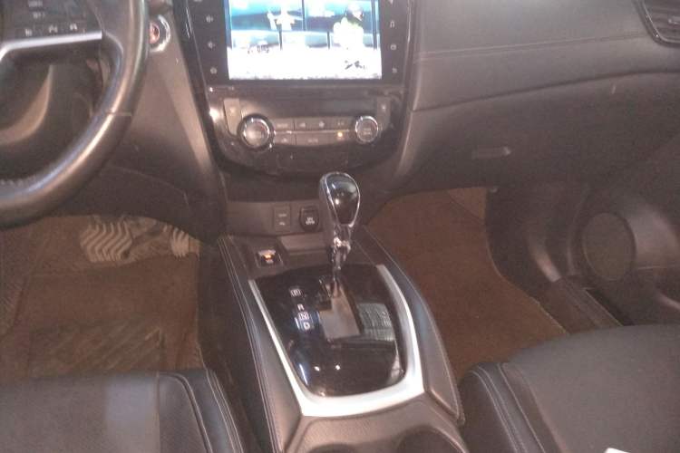 Used Nissan X-Trail 2019 2.0L CVT Smart Connect Comfort Edition 2WD