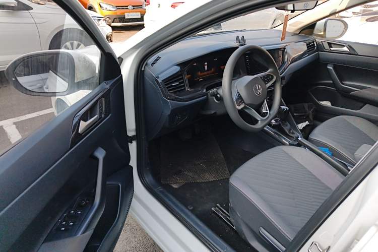 Used Volkswagen Lavida 2023 New Rui 1.5L Automatic New Yi Edition
